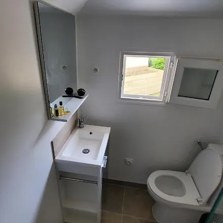 Accommodatie bij particulieren Dependance Comprenant 2 Chambres Et Sdb Privee